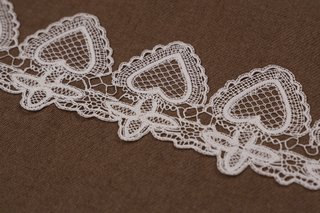 Pashmina Throw with Bobbin Lace 48×76 in